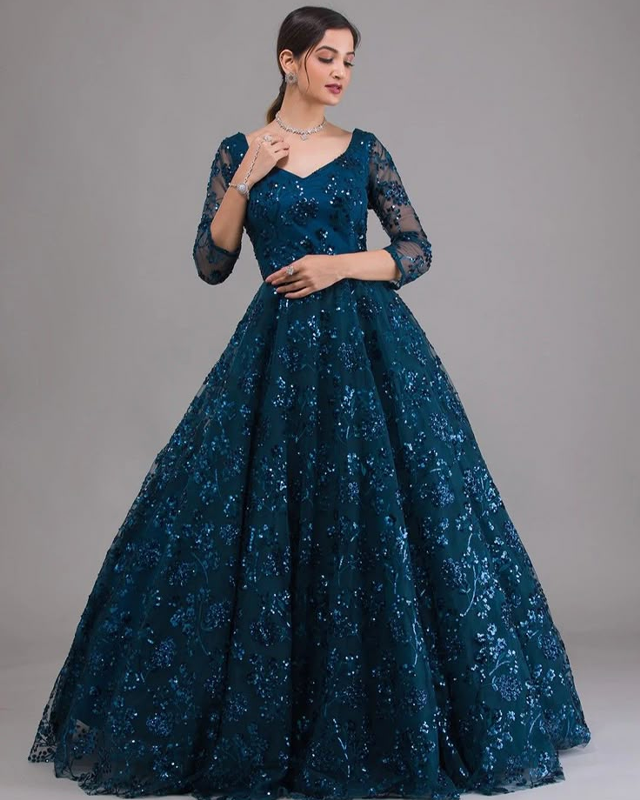 gown
